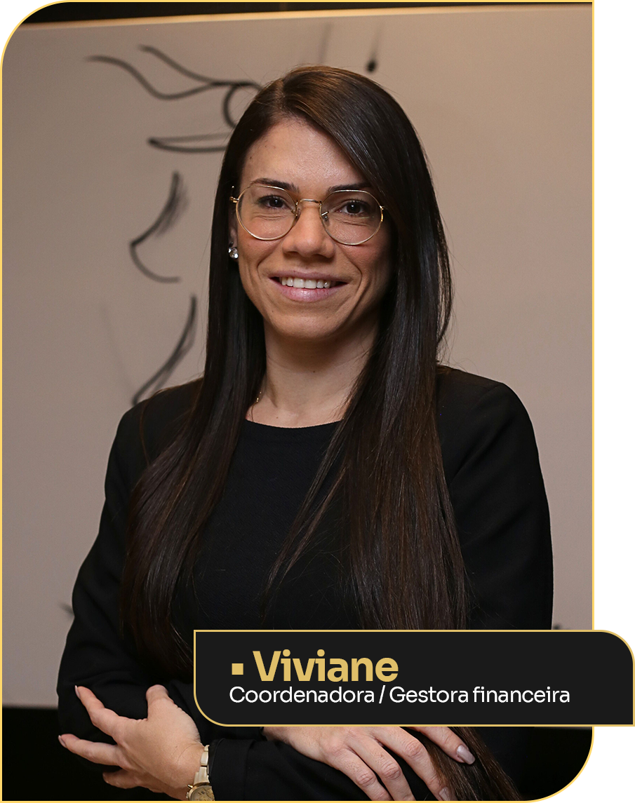 FT-VIVIANE-Coordenadora-Gestora-financeira.png